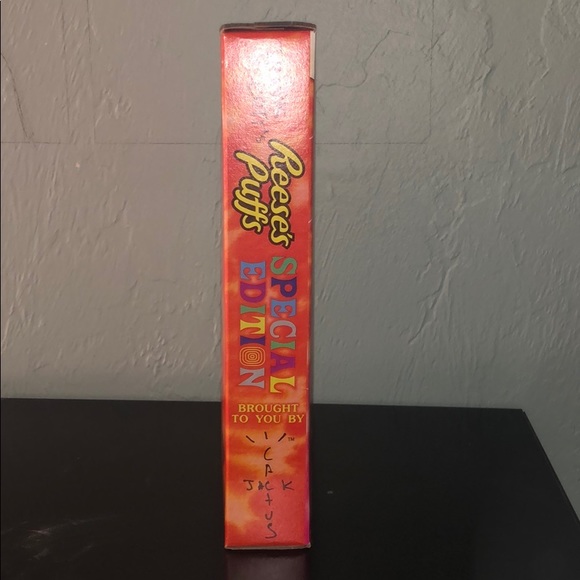 Travis Scott Limited Edition Cereal - Picture 3 of 4